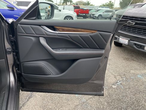 Used 2022 Maserati Levante GT image 24