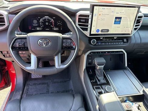 Used 2025 Toyota Tundra Platinum AWD/4WD image 17