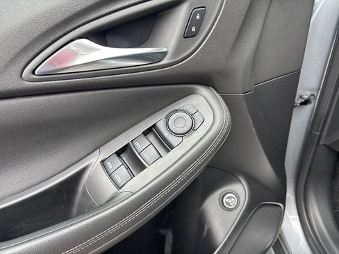Used 2023 Buick Encore GX Select w/ Sport Touring Package AWD/4WD image 21