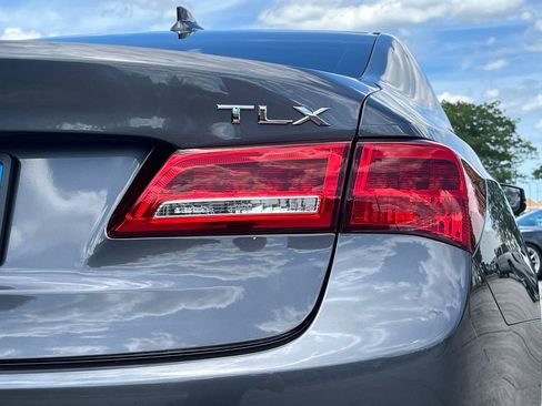 Used 2019 Acura TLX w/ Technology Package FWD image 12