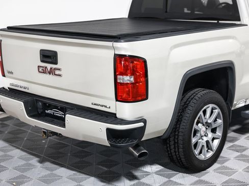 Used 2015 GMC Sierra 1500 Denali w/ Driver Alert Package image 7