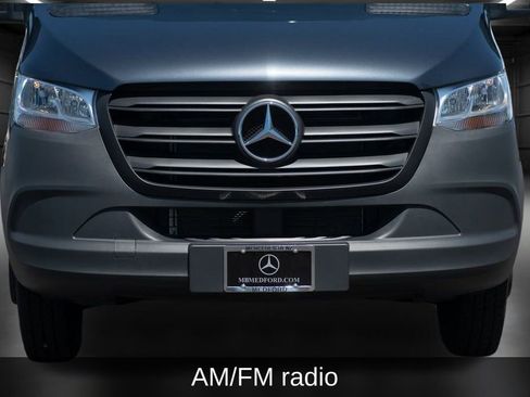 Used 2023 Mercedes-Benz Sprinter 4500 image 13