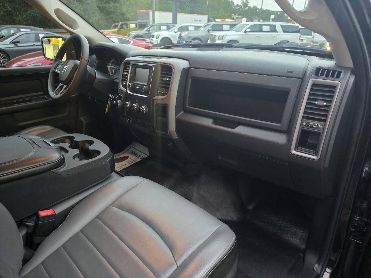 Used 2021 RAM 1500 Tradesman w/ Chrome Appearance Group AWD/4WD image 10