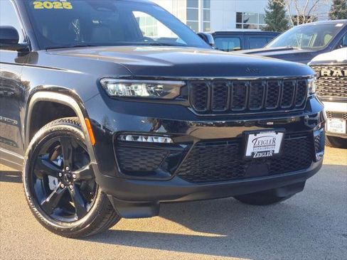 New 2025 Jeep Grand Cherokee Limited w/ Black Appearance Package image 2