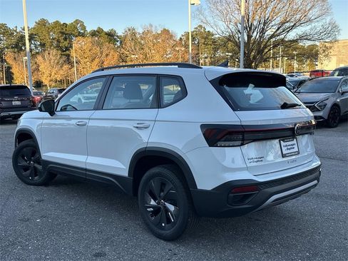 New 2026 Volkswagen Taos S image 7