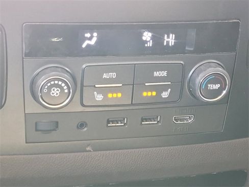 Used 2019 GMC Yukon Denali w/ Denali Ultimate Package image 13