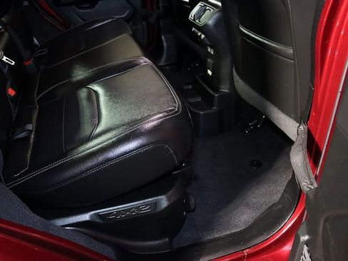 Used 2021 Jeep Wrangler Unlimited Sahara w/ Cold Weather Group image 33