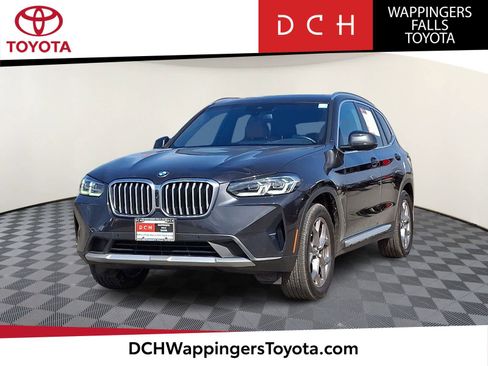 Used 2023 BMW X3 xDrive30i w/ Premium Package image 1