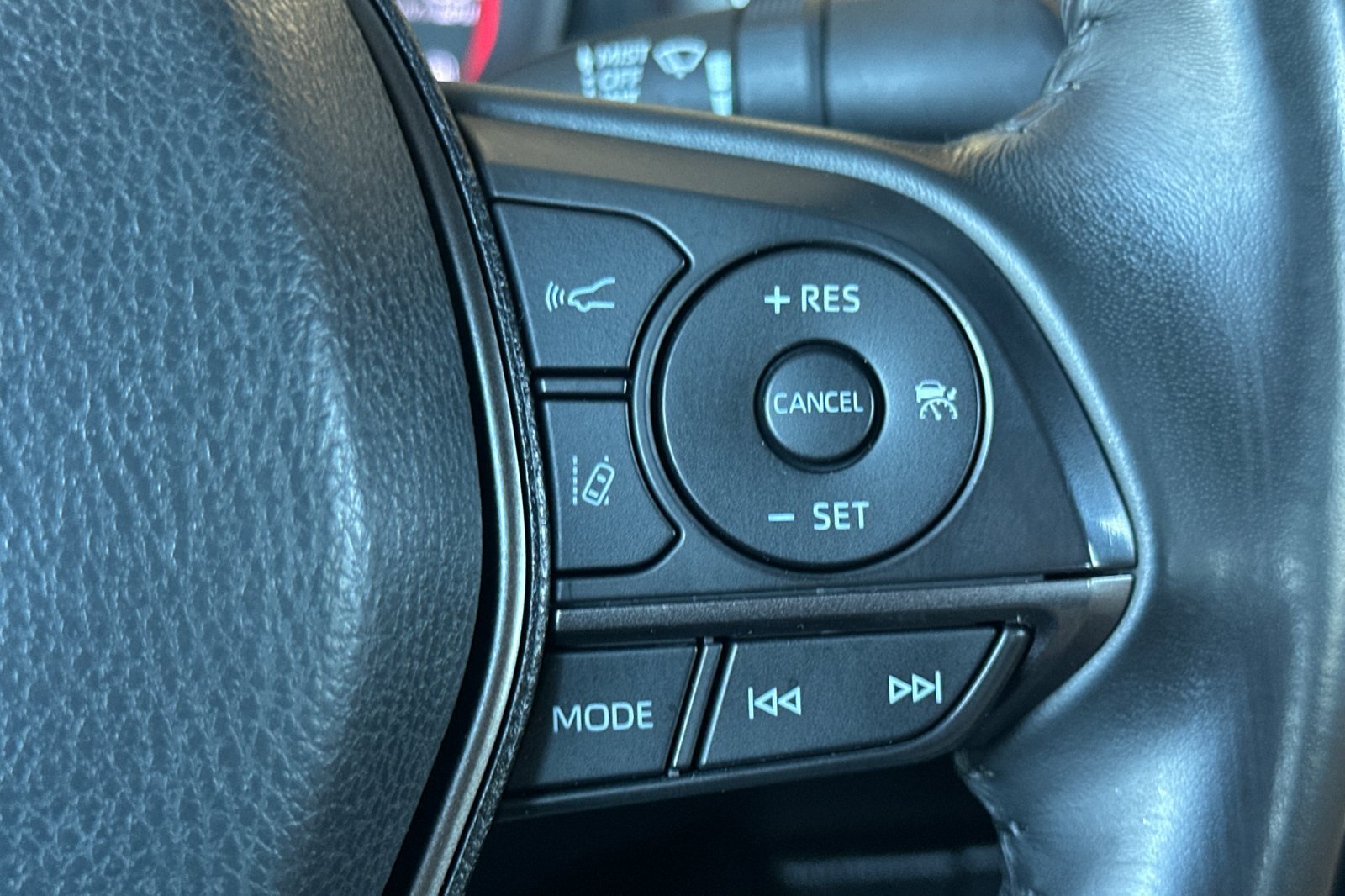 Certified 2023 Toyota Camry XSE FWD image 28