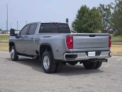 Used 2026 Chevrolet Silverado 3500 LT w/ Safety Package AWD/4WD image 5