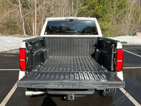 New 2026 Toyota Tacoma TRD Off-Road w/ TRD Off Road Premium Package image 23