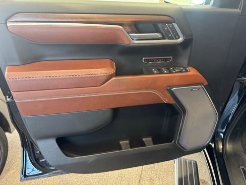 Used 2023 GMC Sierra 1500 Denali Ultimate image 18