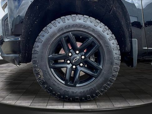 Used 2021 Chevrolet Silverado 1500 LT Trail Boss w/ Bed Protection Package AWD/4WD image 35