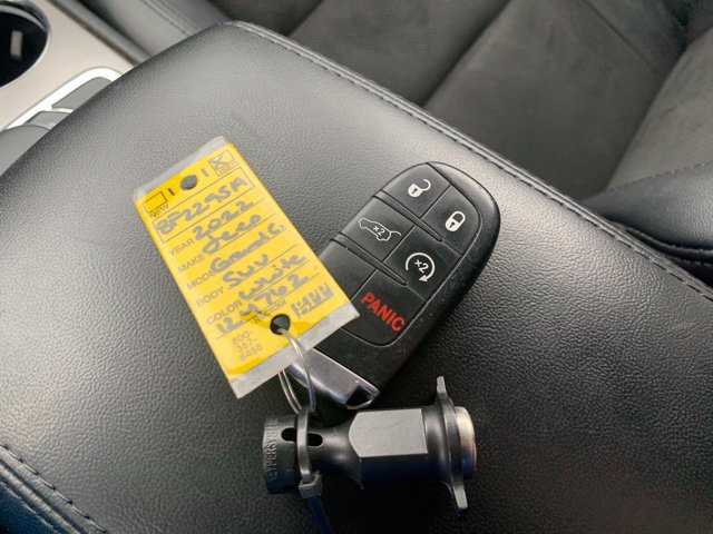 Used 2022 Jeep Grand Cherokee Laredo X AWD/4WD image 41