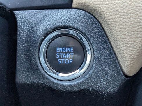 Used 2022 Toyota RAV4 XLE image 30