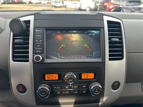 Used 2021 Nissan Frontier SV image 20