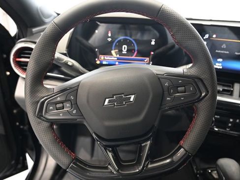 New 2026 Chevrolet Trax RS w/ Sunroof Package image 20