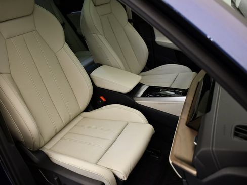 Used 2025 Audi Q5 Premium Plus w/ Premium Plus AWD/4WD image 47