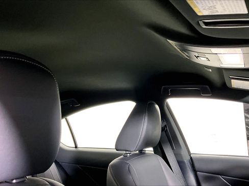 Used 2025 Lexus IS 300 F Sport image 13