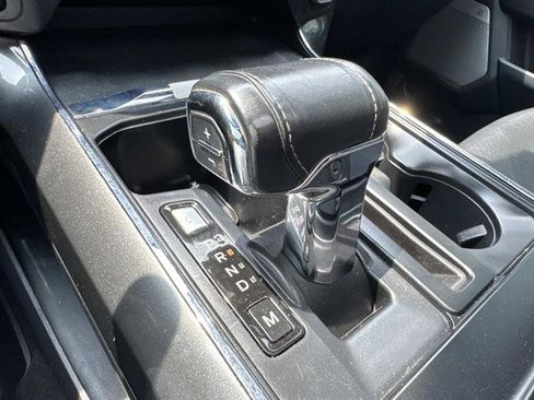 Used 2022 Ford F150 Lariat w/ Equipment Group 502A High AWD/4WD image 47