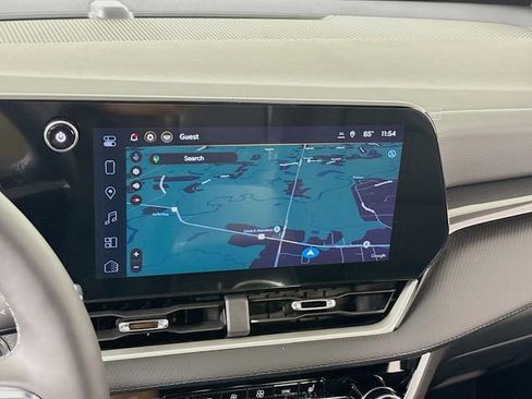 New 2026 Chevrolet Equinox LT w/ Convenience Package II FWD image 15