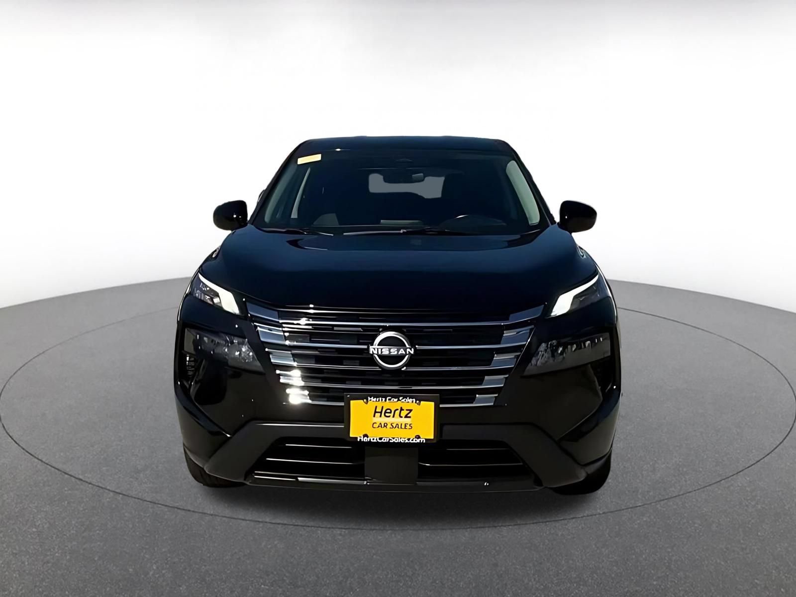Used 2025 Nissan Rogue SV FWD image 4