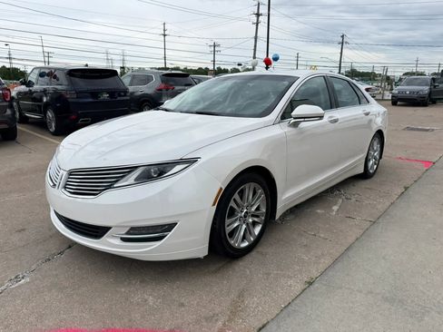 Used 2014 Lincoln MKZ AWD w/ Equipment Group 102A Reserve image 6