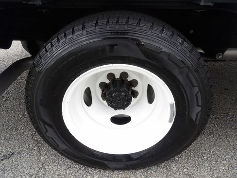 Used 2024 Ford E-350 and Econoline 350 Super Duty w/ Driver's Safety Package RWD image 61
