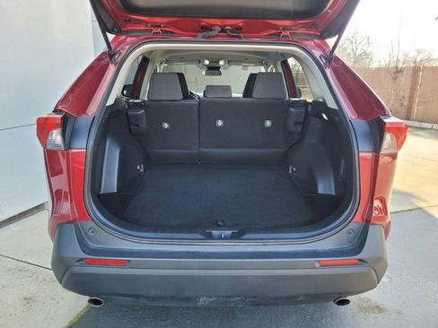 Used 2024 Toyota RAV4 LE image 27