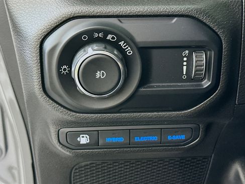 Used 2023 Jeep Wrangler Unlimited Rubicon 4xe w/ Cold Weather Group AWD/4WD image 16