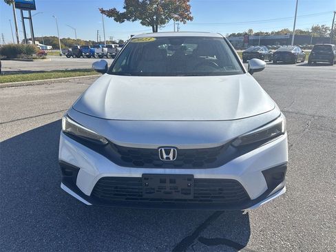 Used 2023 Honda Civic EX-L image 10