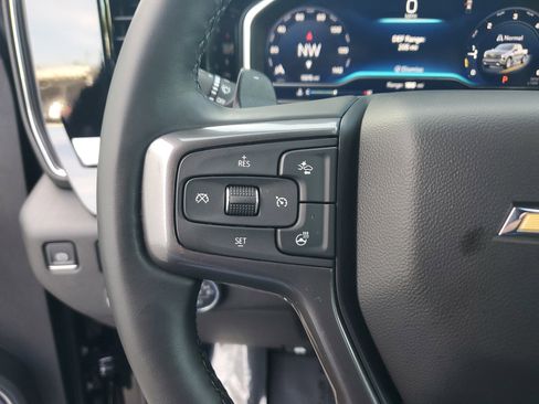 Used 2025 Chevrolet Silverado 1500 High Country image 26
