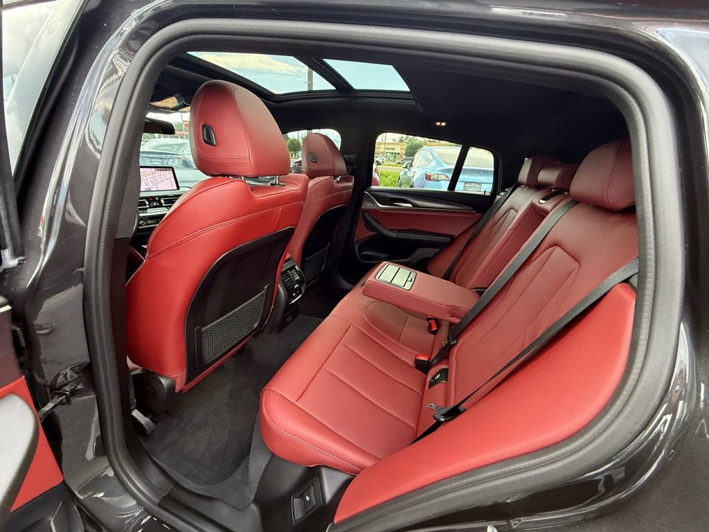 Used 2022 BMW X4 xDrive30i w/ M Sport Package 2 AWD/4WD image 25