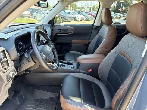 Used 2024 Ford Bronco Sport Outer Banks w/ Tech Package image 11