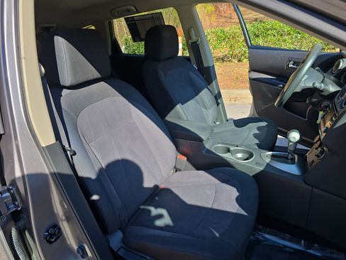 Used 2013 Nissan Rogue S w/ Special Edition Pkg image 10