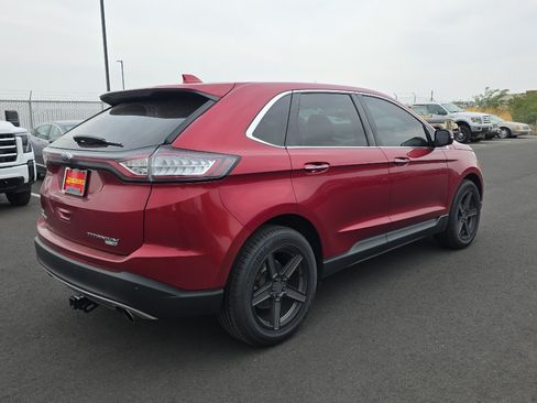 Used 2016 Ford Edge Titanium w/ Technology Package AWD/4WD image 8