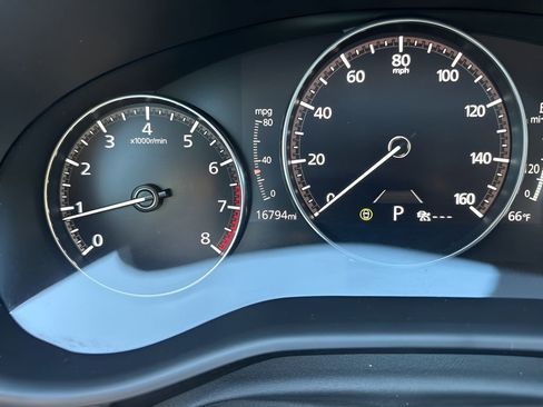 Used 2025 MAZDA MAZDA3 s image 24