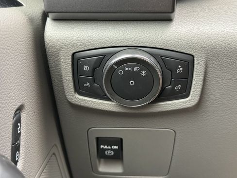 Used 2020 Ford F150 XLT RWD image 28