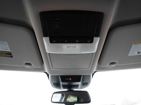 Used 2024 Nissan Rogue SL image 18