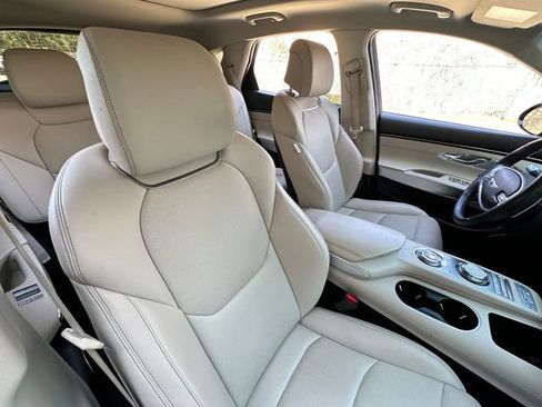 Used 2023 Genesis GV70 2.5T w/ Select Package image 35