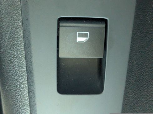 Used 2024 Kia Niro LX image 14