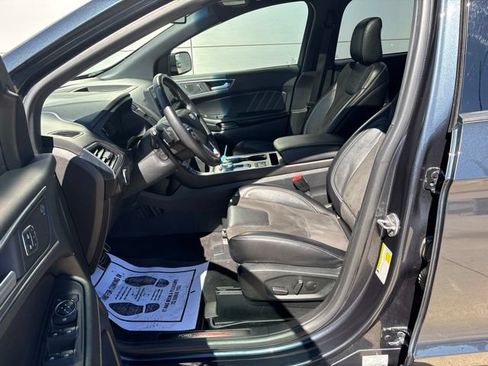 Used 2022 Ford Edge ST w/ Equipment Group 401A AWD/4WD image 9