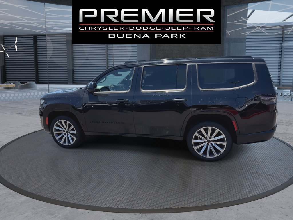 Used 2022 Jeep Grand Wagoneer Series II w/ Convenience Group III AWD/4WD image 6