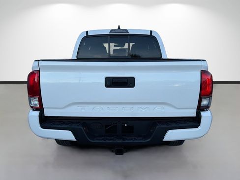 Used 2021 Toyota Tacoma SR w/ SR Convenience Package image 4