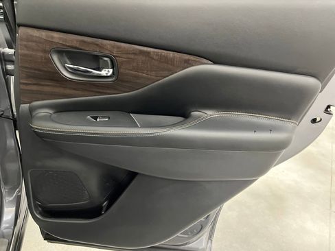 Used 2024 Nissan Murano Platinum w/ Cargo Package image 19