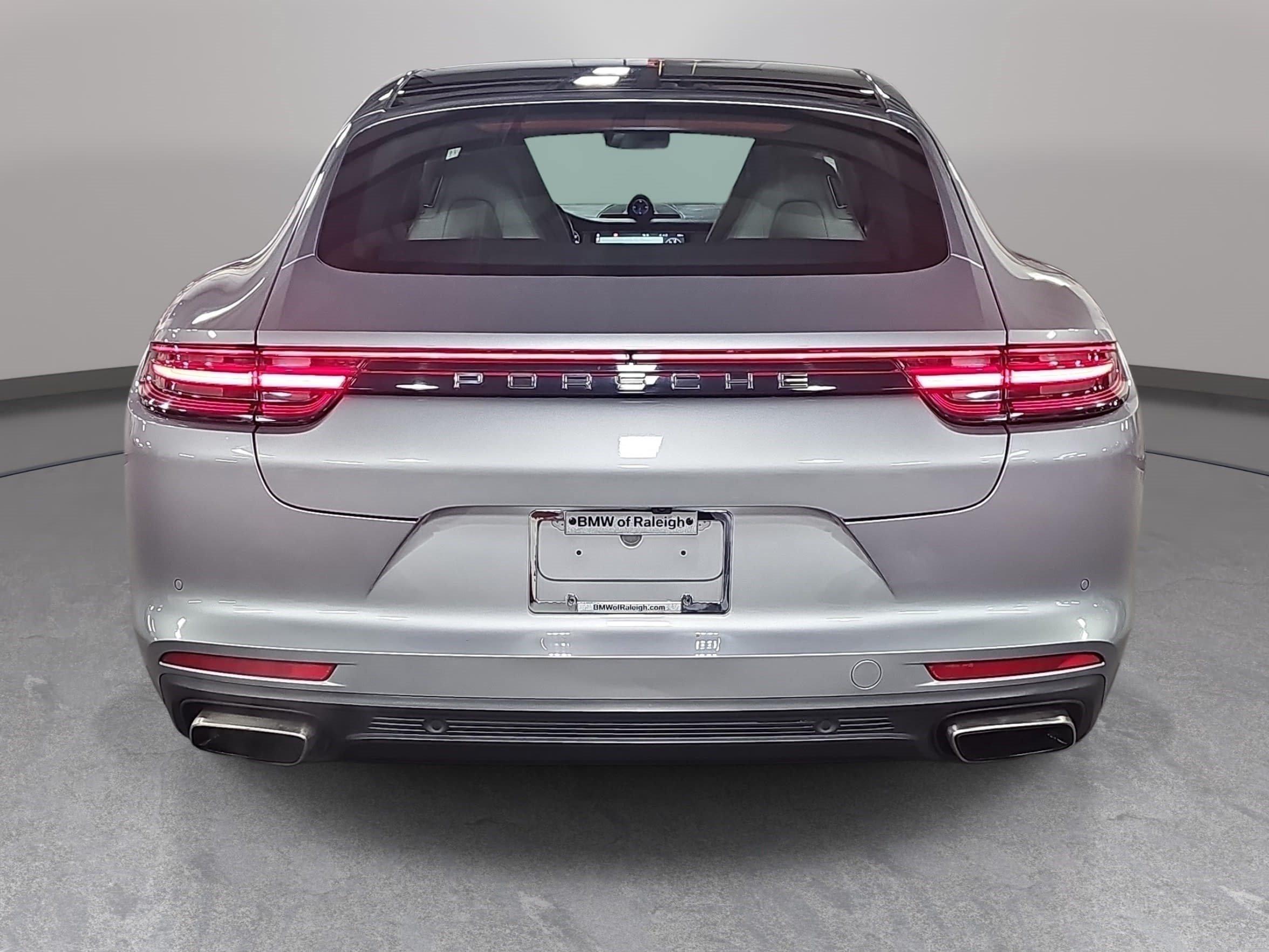 Used 2018 Porsche Panamera 4 AWD/4WD image 6