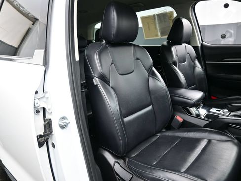 Used 2020 Kia Telluride LX AWD/4WD image 13