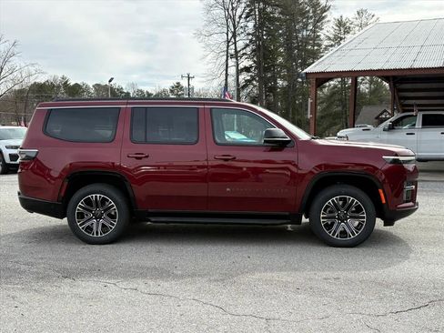 New 2026 Jeep Grand Wagoneer 4WD w/ Premium Group I image 3