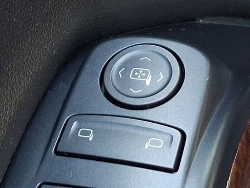 Used 2016 GMC Sierra 1500 SLE w/ SLE Value Package image 31