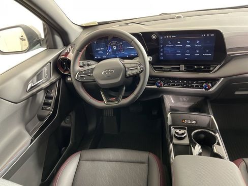 New 2026 Chevrolet Equinox RS w/ Safety and Technology Package AWD/4WD image 17